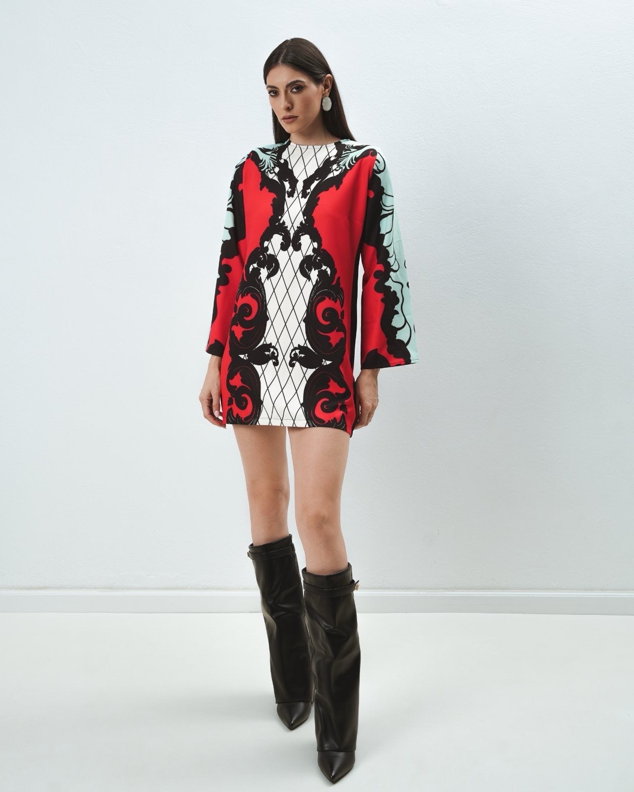 EXTRAVAGANT MINI DRESS