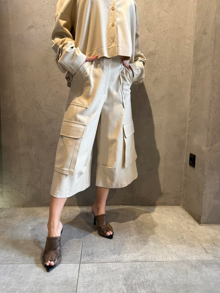 LIZZA BERMUDA SHORTS SAND