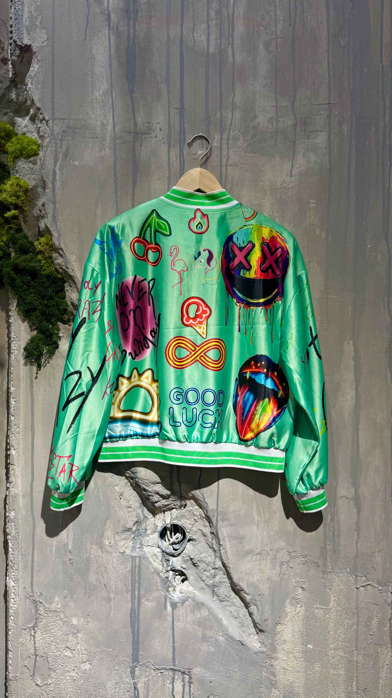 THAT'S WILD JACKET GREEN