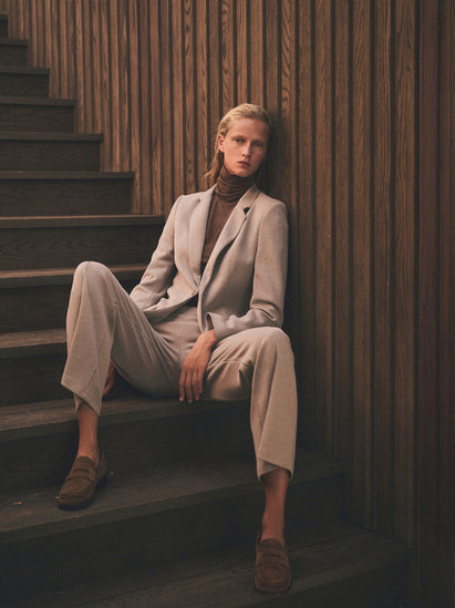 GILLIAN SUIT BEIGE