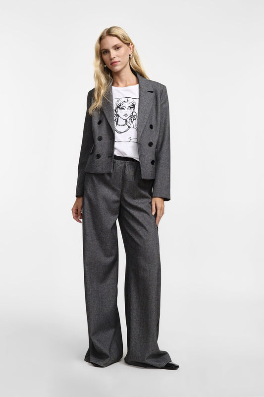 CHARLIE SUIT