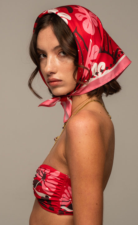 PASSIONFLOWER SCARF
