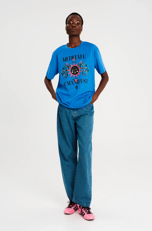 MANIFESTATION T-SHIRT