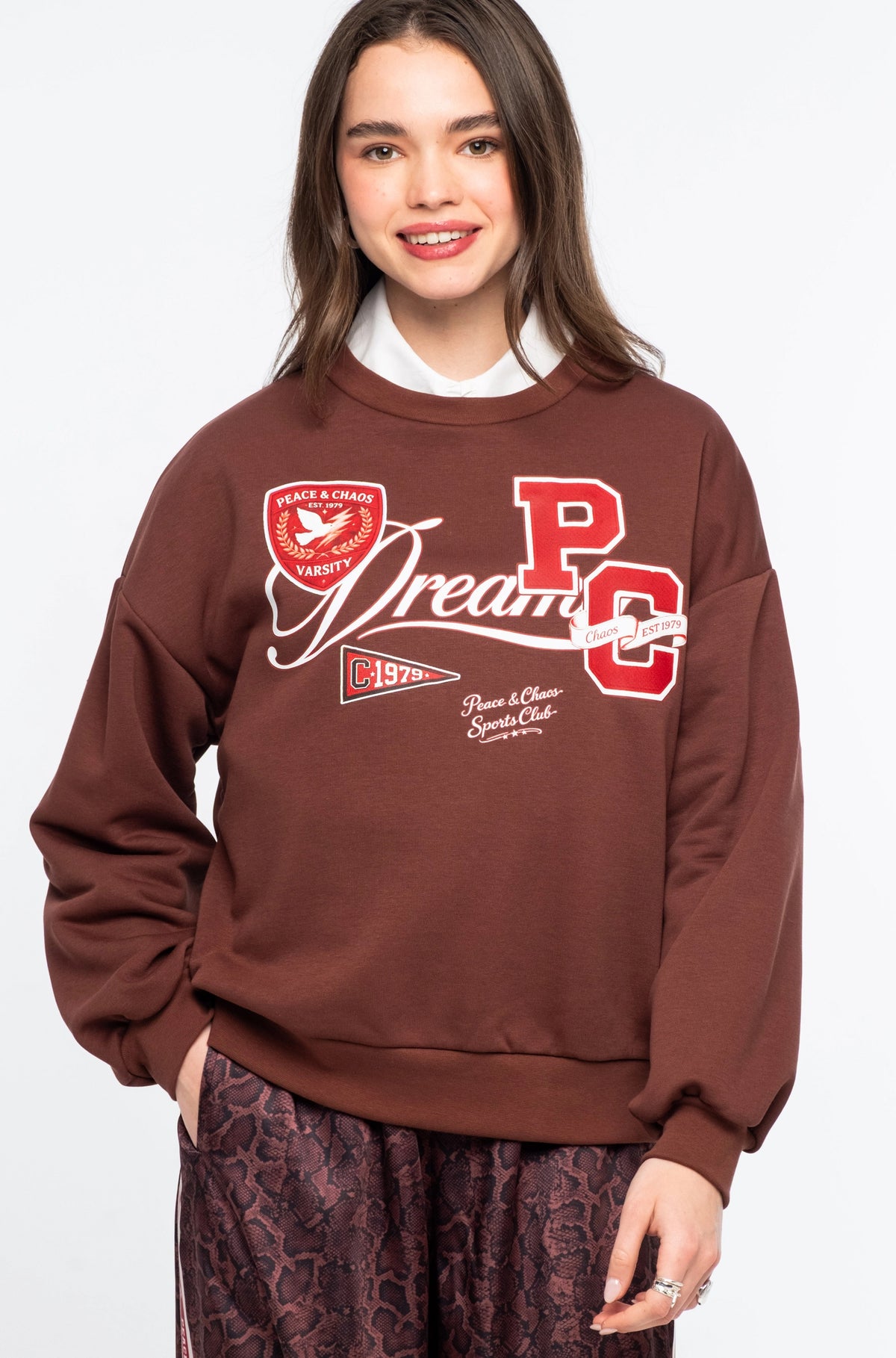 VARSITY SWEATER BROWN