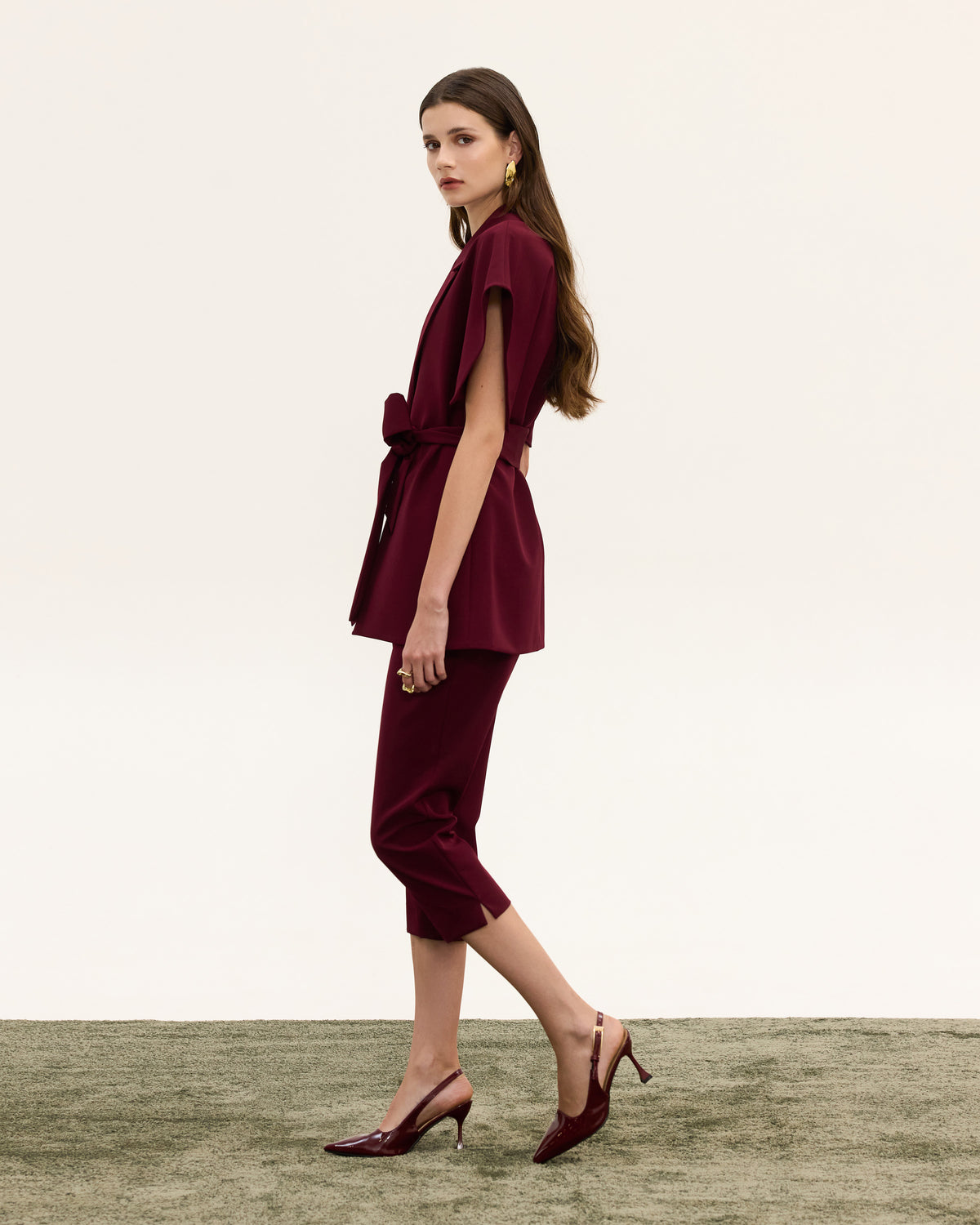 BELTED CAPE BLAZER