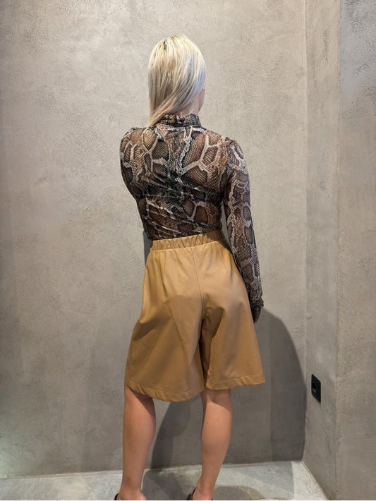 LINA ECO LEATHER SHORTS BEIGE