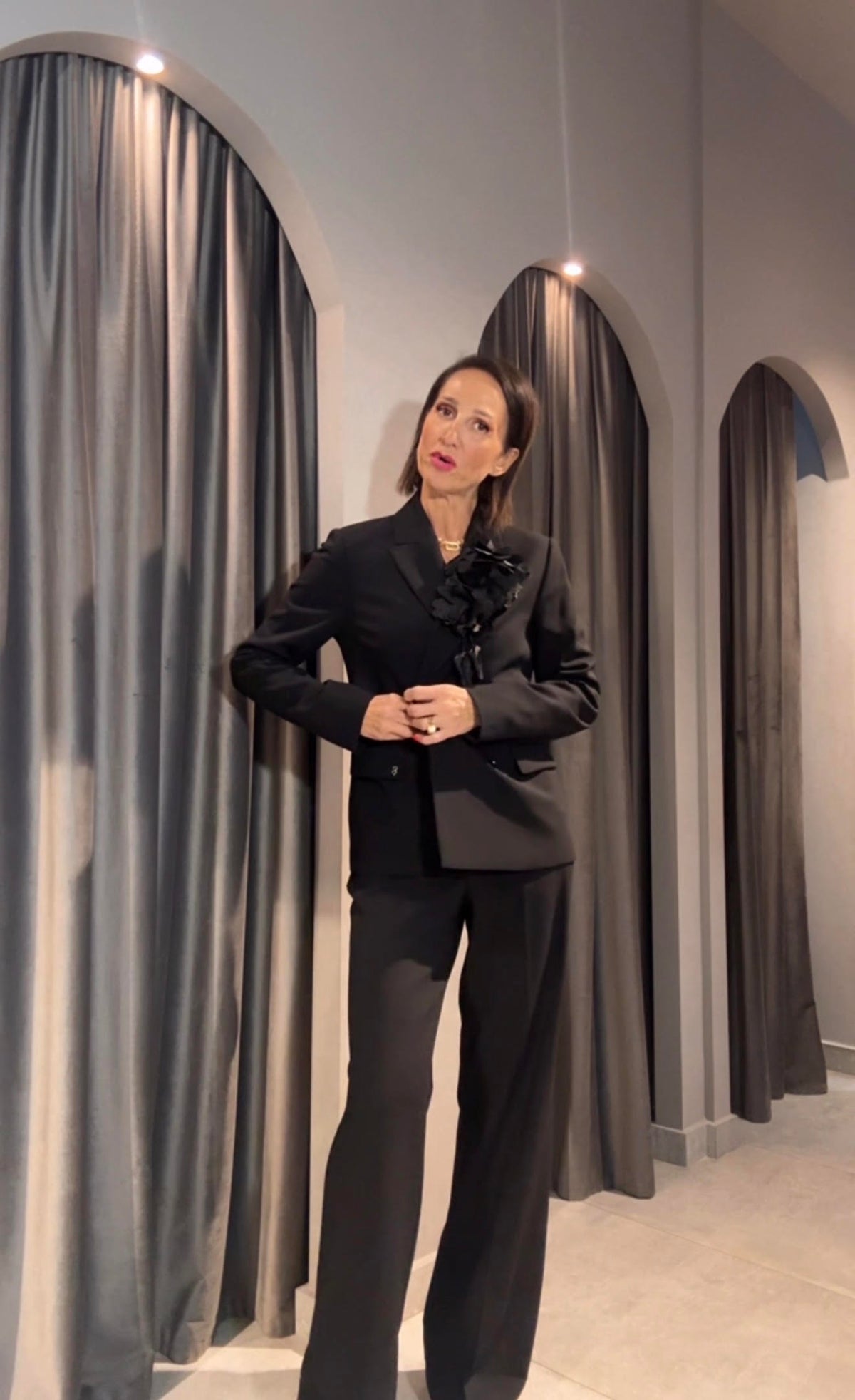 MELINA SUIT