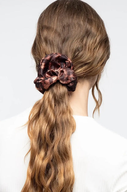 ROSETTE SCRUNCHIE