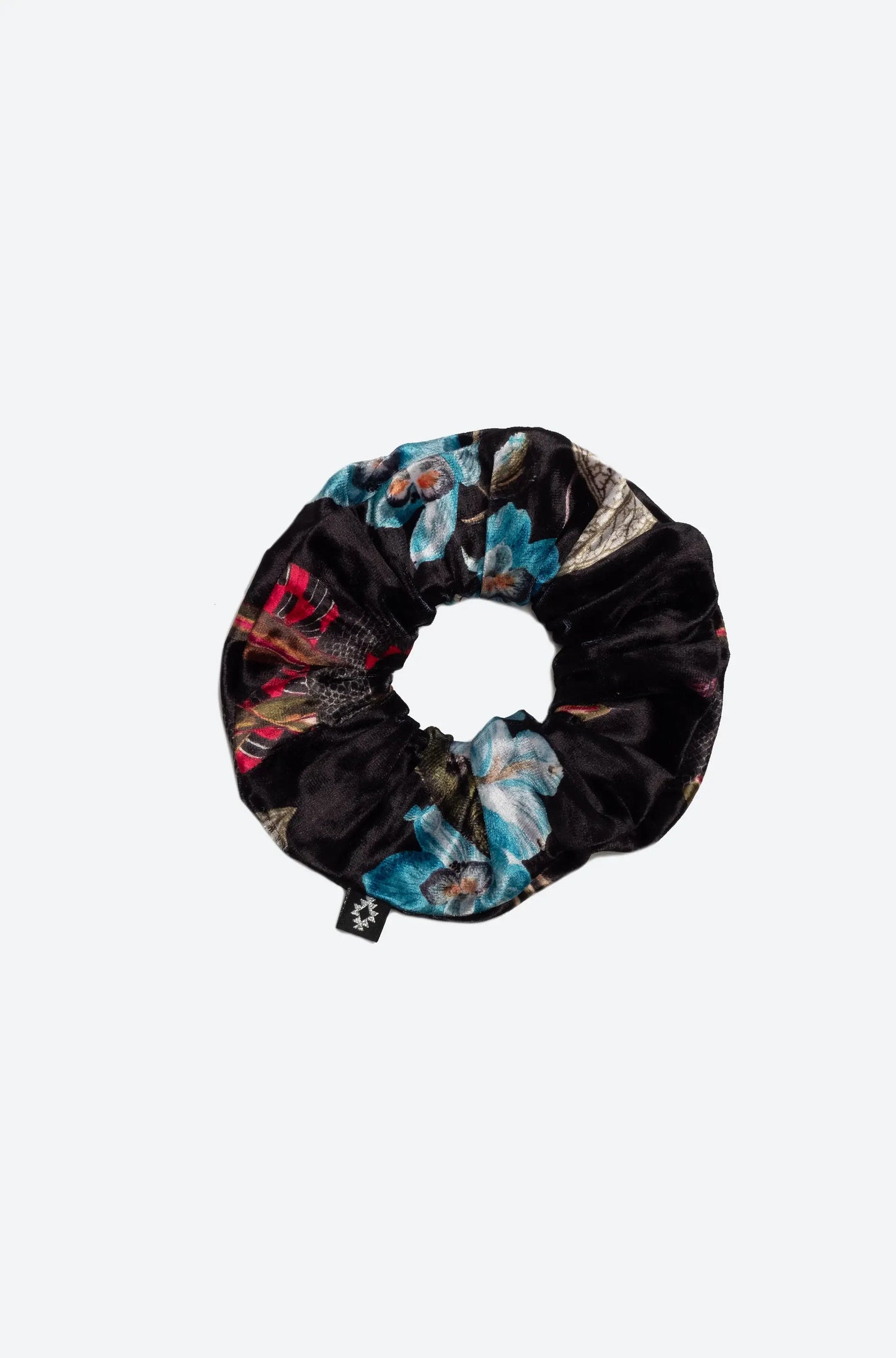 HYDRANGEA SCRUNCHIE